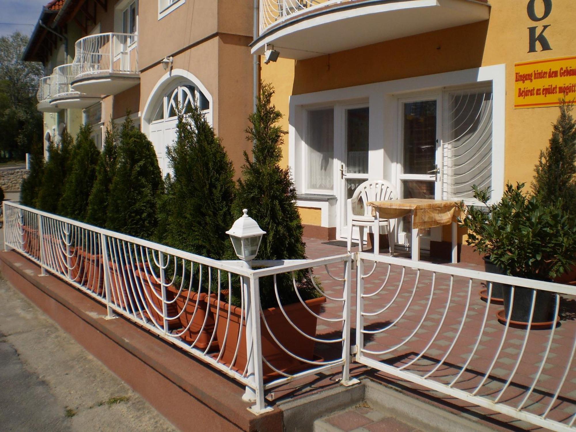 Tarr-Timea Apartmanok Keszthely Exterior photo